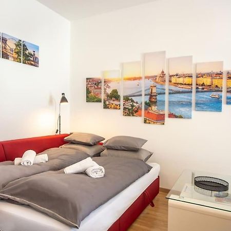Grace Pine Apartment 1 Budapest Bagian luar foto